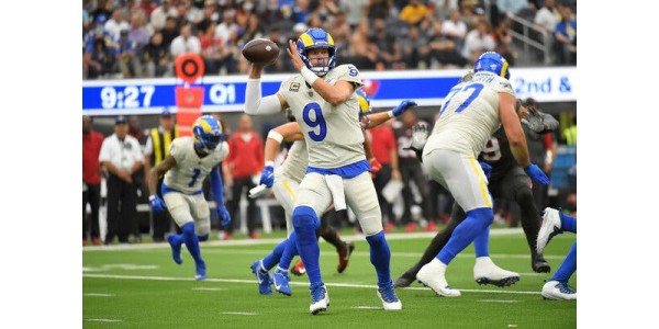 Les Rams de Los Angeles ont battu les Buccaneers de Tampa Bay au troisième tour de la NFL Les Rams de Los Angeles ont battu les Buccaneers de Tampa Bay au troisième tour de la NFL